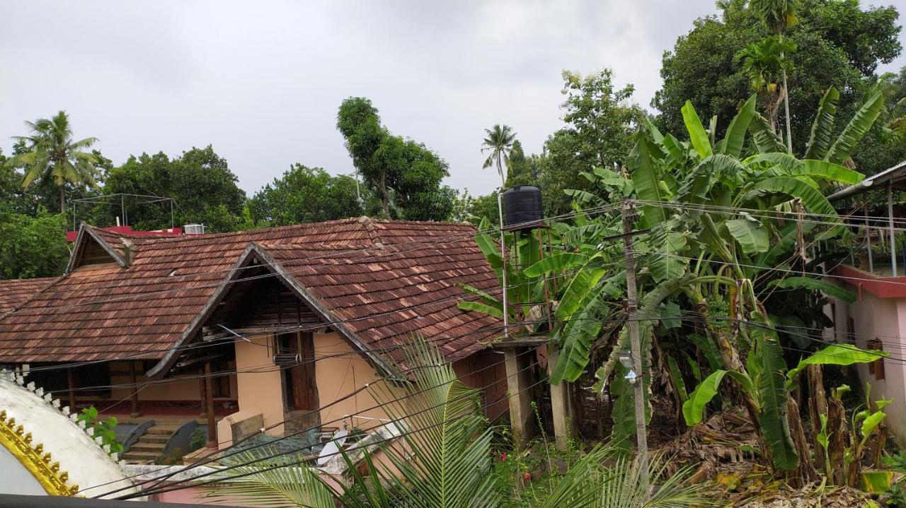 Swasthi Griha Villa Aranmula Eksteriør bilde